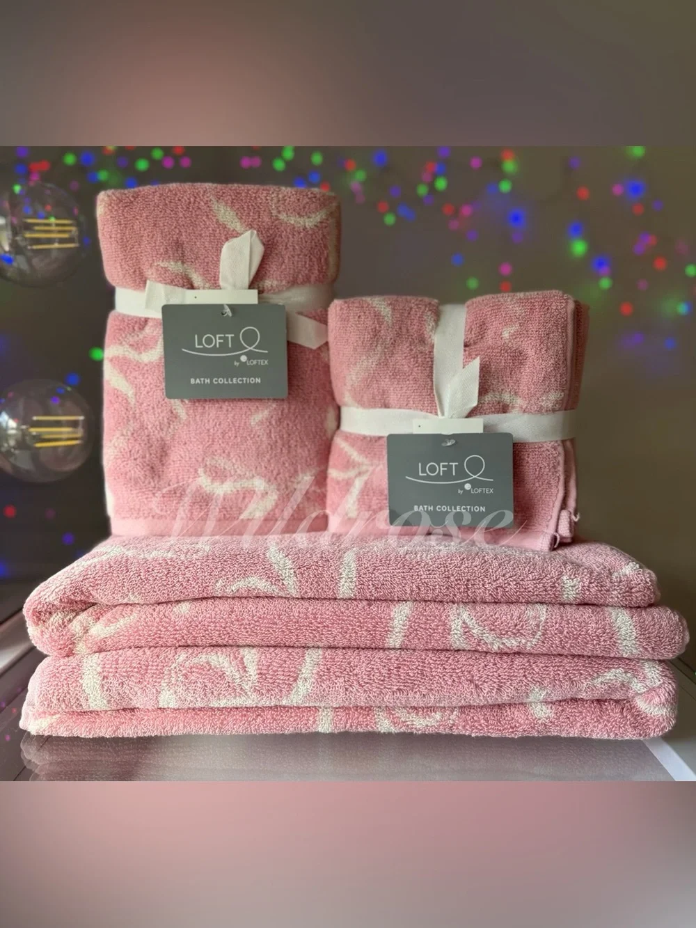 Elegant pink bow luxe Romantic Coquette Style loft q bath hand washcloth towels